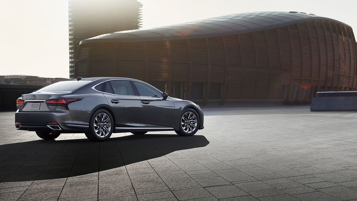 Lexus LS 500 Interior And Exterior - Discover The Art of Hospitality
