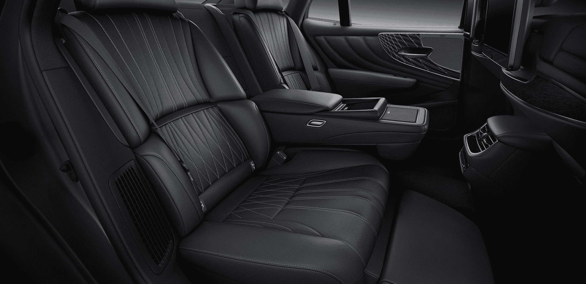Lexus-LS-Interior