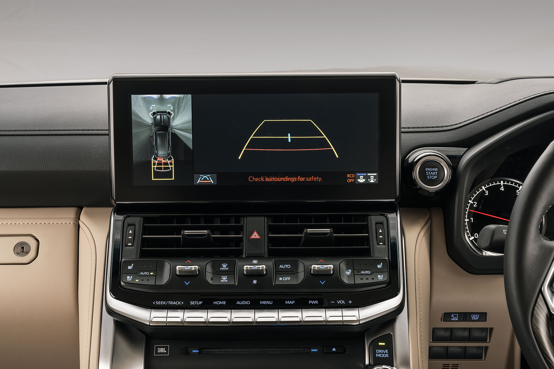Toyota-Land-Cruiser-300-Display-Screen