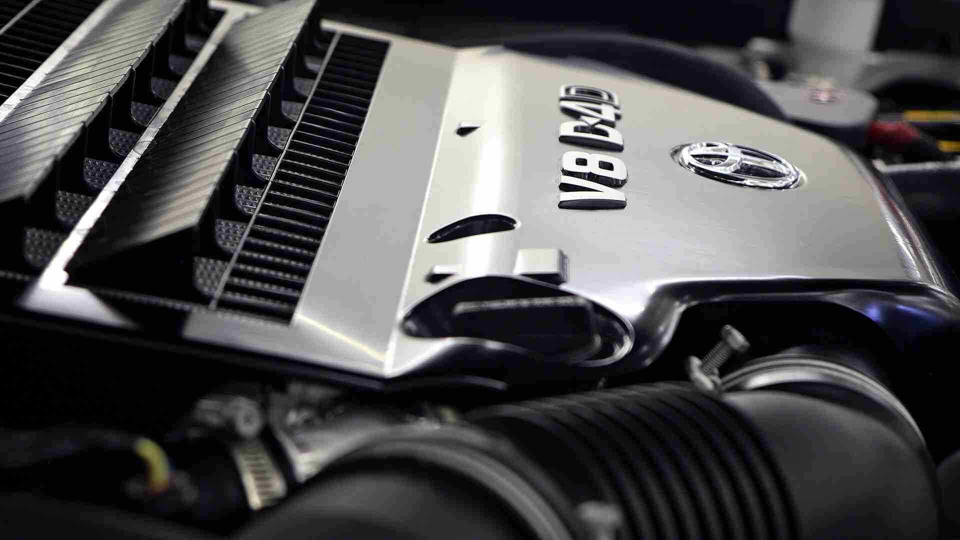 Toyota Land Cruiser 76 Genuine Engine