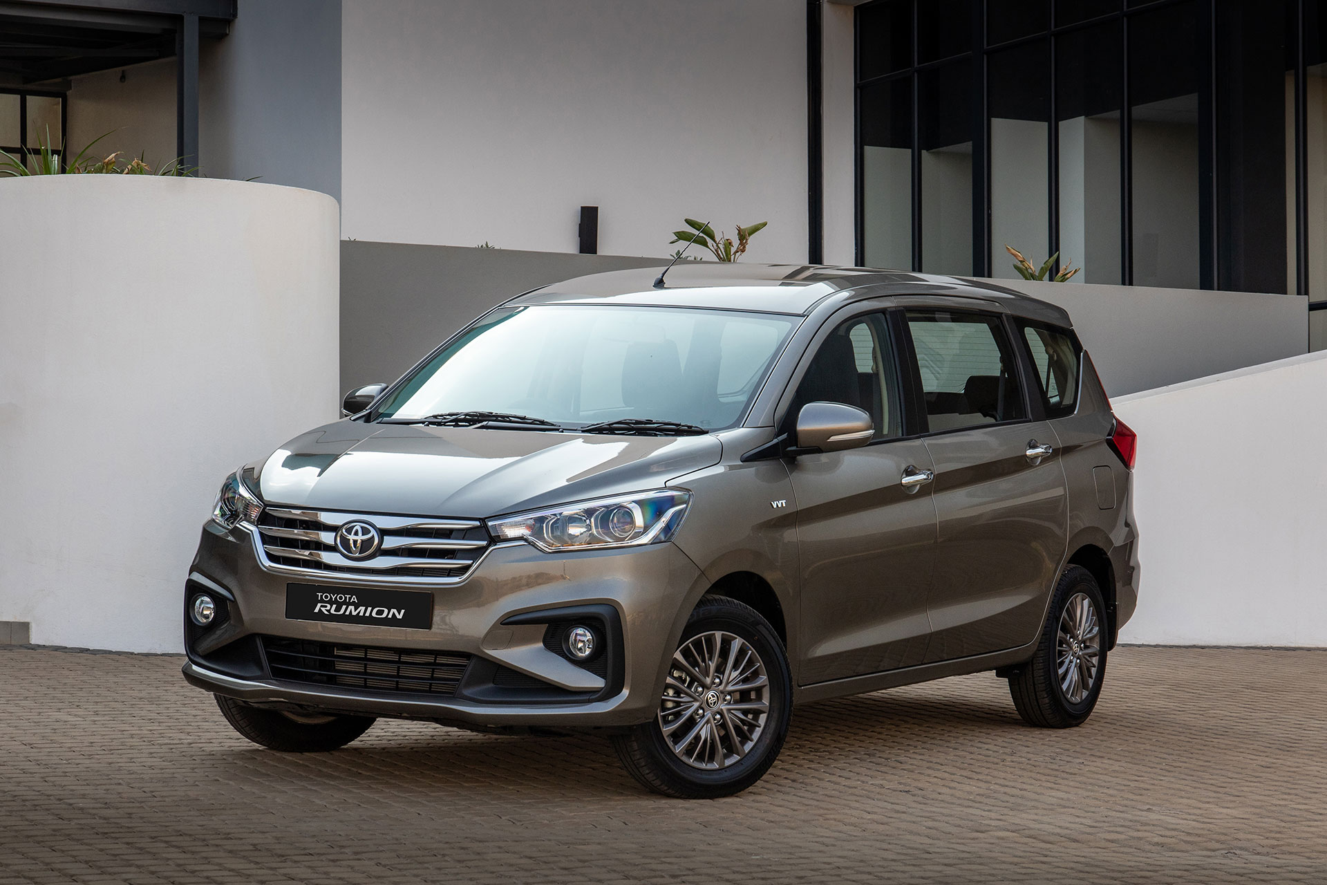 Toyota Rumion captured outside