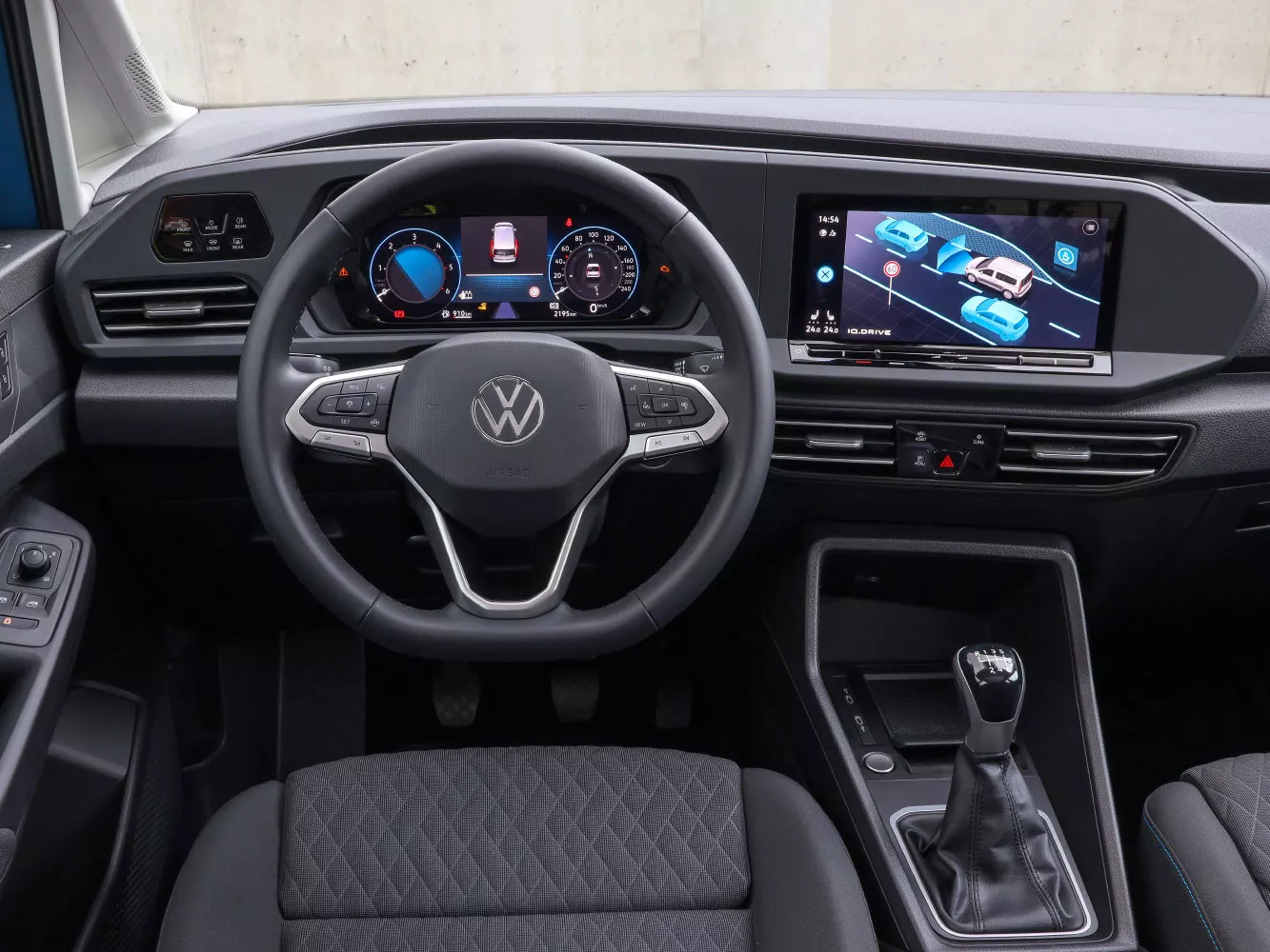 VW Caddy 5 Interior