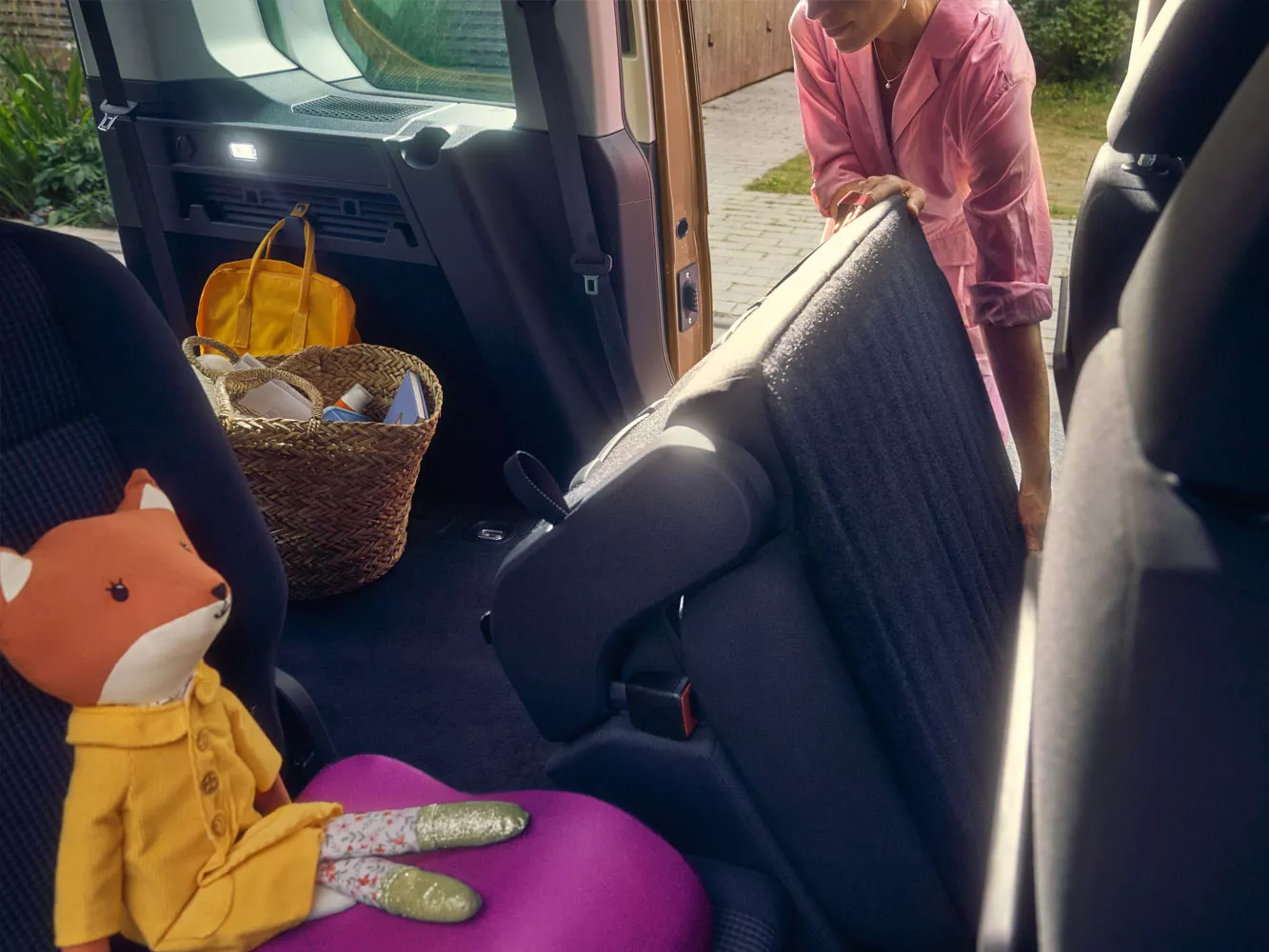 New VW Caddy 5 Interior