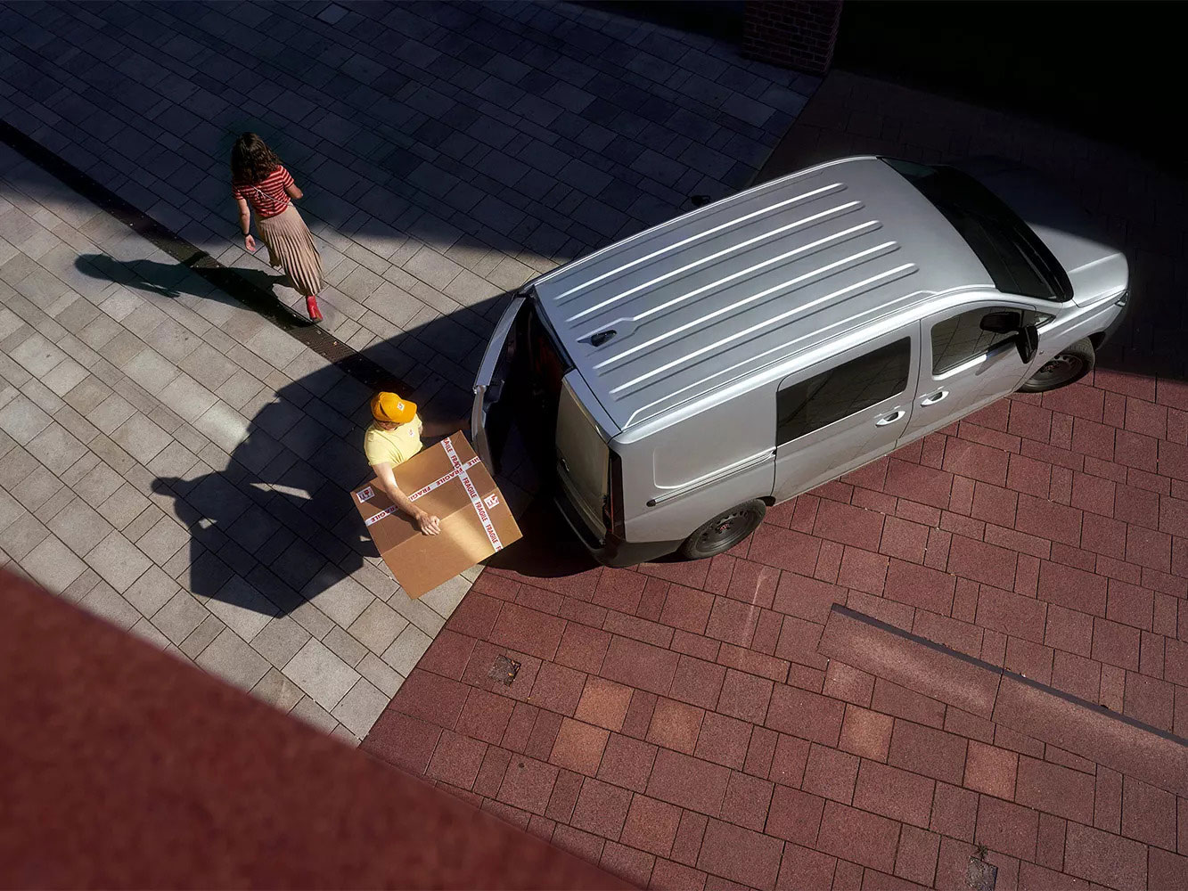 VW Caddy Cargo aerial view