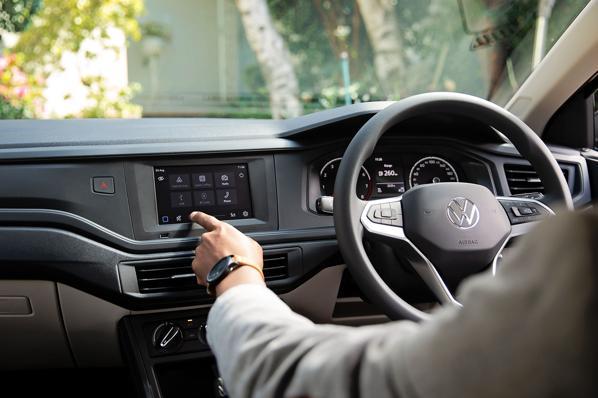 VW-Polo-Sedan- Front - Interior