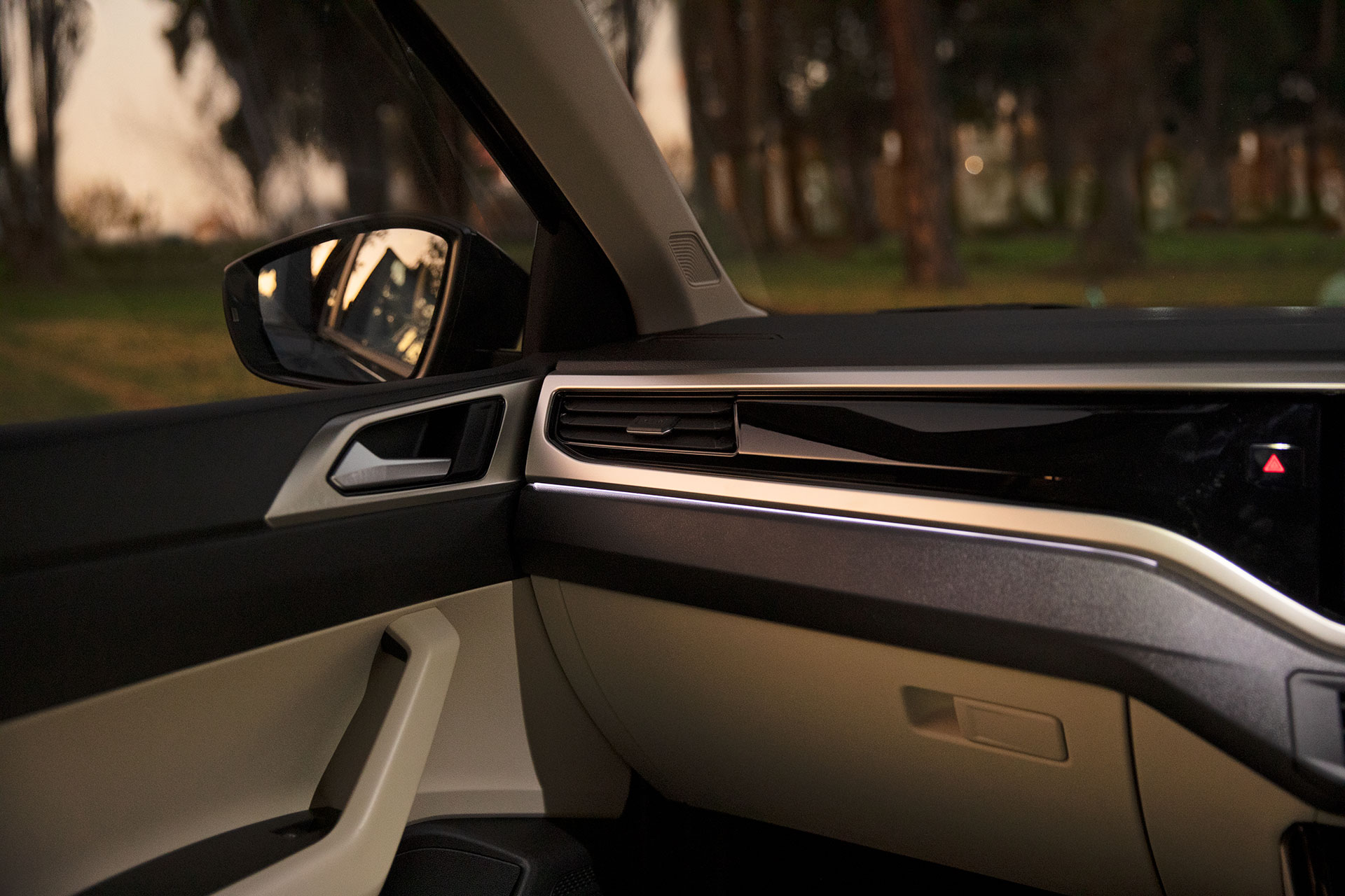 VW-Polo-Sedan-Interior-Dashboard